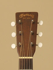 Martin Guitar: Used Mahogany 000-18