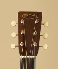 Martin Guitar: Mahogany D-18