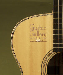 Franklin Guitar: Used Madagascar Rosewood OM