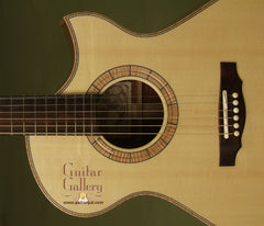 Keystone Guitar: Fiddleback Mahogany SJ