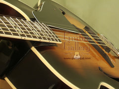 Gibson Guitar: Sunburst L-4C