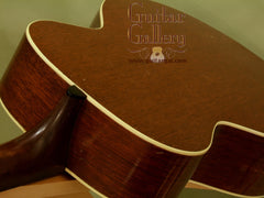 Gibson Guitar: Mahogany Vintage L-0 Peanut