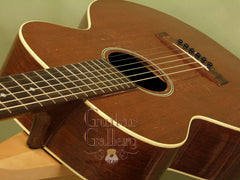 Gibson Guitar: Mahogany Vintage L-0 Peanut