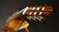 Maingard Romantica Classical guitar headstock