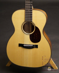 Santa Cruz OM guitar w Moon spruce top