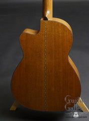 Schoenberg 000 guitar mahogany back
