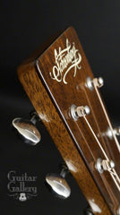 Schoenberg guitar logo