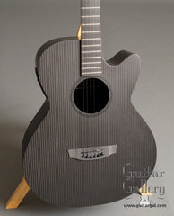 RainSong Graphite Guitars: Smokey Hybrid (SMH)