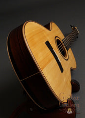 Sobell Guitar: New World Model (2010)