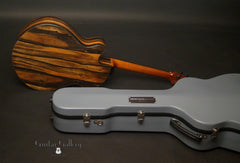 Strahm Eros guitar with case