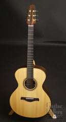 Traugott model R guitar at Guitar Gallery