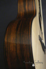Jeff Traugott model R guitar side detail
