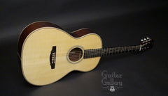 Tippin 000-12T guitar at Guitar Gallery
