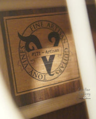 Tony Vines Artisan Guitar label