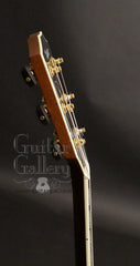 Taylor W10-ce guitar headstock
