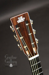 Froggy Bottom P12 Dlx Walnut Guitar headstock